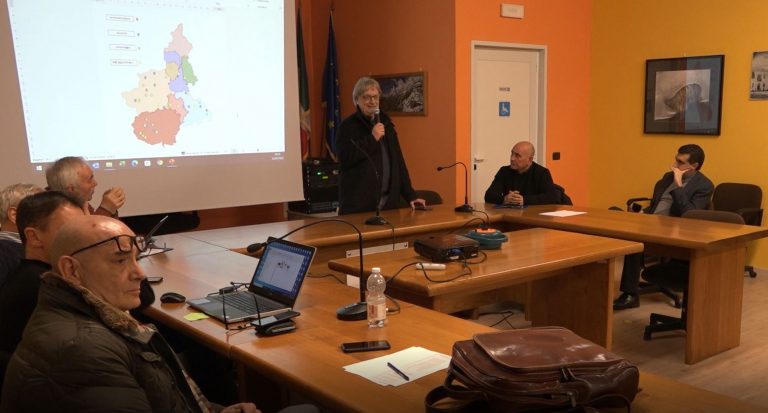 Nuovo impianto per il trattamento dei rifiuti organici, Cuzzago dice no. Infuocata assemblea