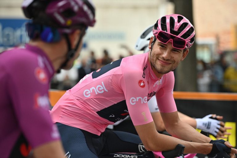 Sabato via al Giro d’Italia: lunedì partenza da Novara, Ganna vuole fare bene