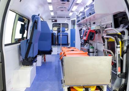 Grave infortunio sul lavoro a Stresa, uomo di 58 anni in ospedale a Novara