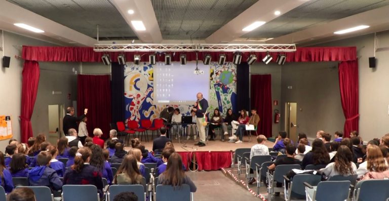 Mario Nocera è il sindaco del consiglio comunale dei ragazzi a Crevoladossola