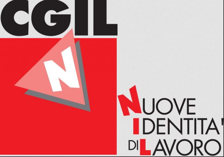 Guadagni inferiori a 6 euro l’ora e area estesa fino a Stresa: i rider di Deliveroo sono in stato di agitazione