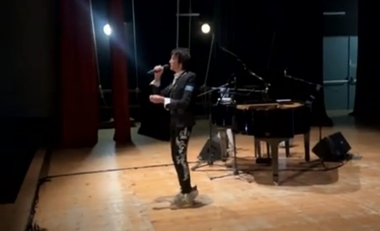 Tra musica e solidarietà il Capodanno alla Fabbrica di Villadossola con Alberto Fortis