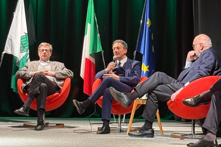 Ad Arona si sono tenuti gli Stati Generali dell’Economia con il Ministro Giorgetti