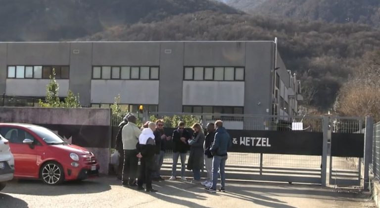 Fallimento della Magistris di Ornavasso, 14 dipendenti senza stipendio, incontro con la curatrice