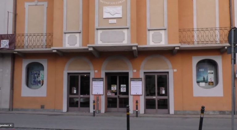 Raccolta fondi per il rifacimento del tetto del Teatro Sociale di Omegna, mancano 25 mila euro